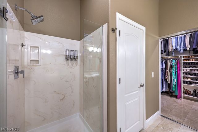 7869 Mosaic Harbor Avenue, Las Vegas, NV 89117