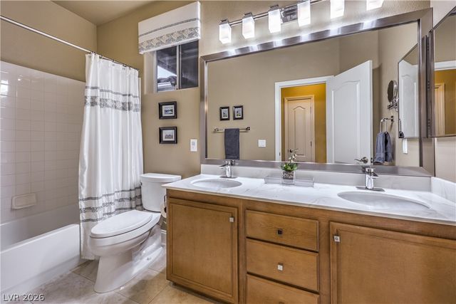 7869 Mosaic Harbor Avenue, Las Vegas, NV 89117