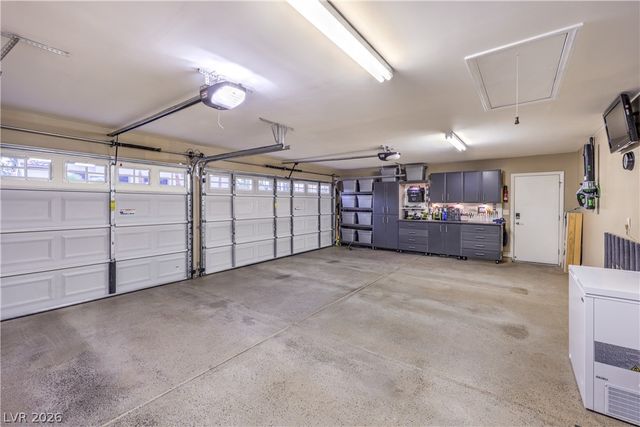 7869 Mosaic Harbor Avenue, Las Vegas, NV 89117