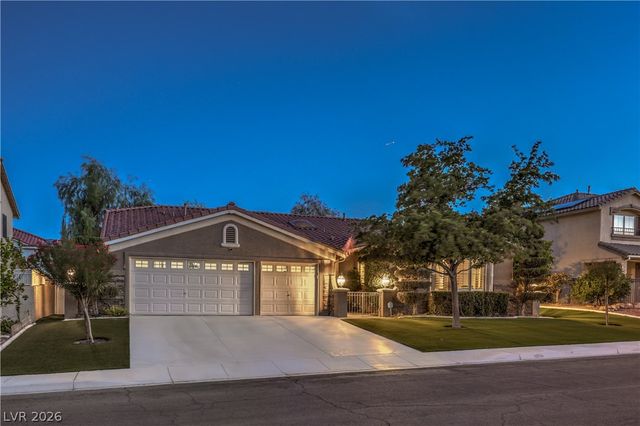 7869 Mosaic Harbor Avenue, Las Vegas, NV 89117