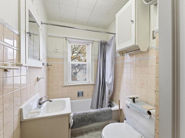 1507B Erie Avenue, Sheboygan, WI 53081