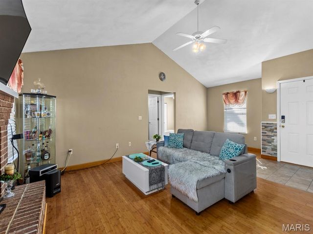 3219 Cloverridge Lane, Shiloh, IL 62221