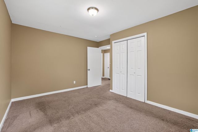 9804 GREENLEE ROAD, Birmingham, AL 35215