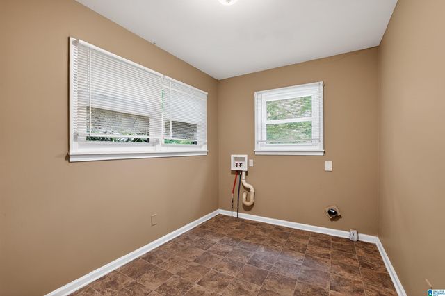 9804 GREENLEE ROAD, Birmingham, AL 35215