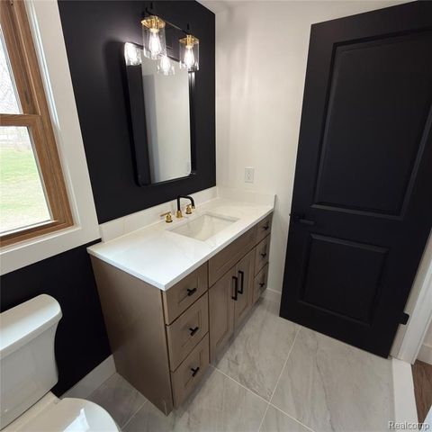 7275 Old Coach Trail, Washington, MI 48094