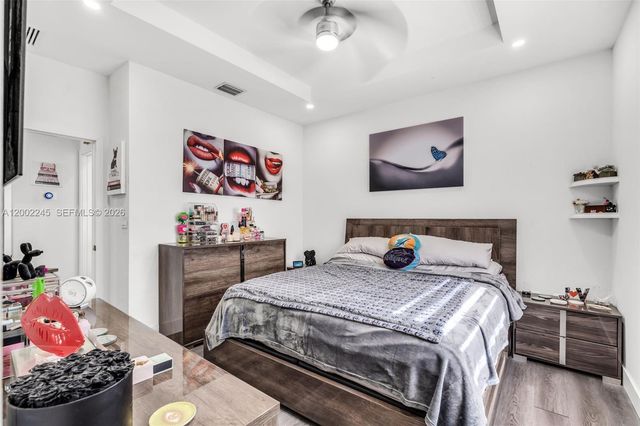 14782 SW 181st Ter, Miami, FL 33187