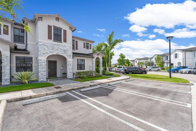14782 SW 181st Ter, Miami, FL 33187