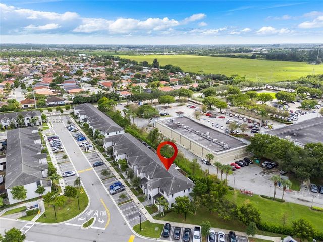 14782 SW 181st Ter, Miami, FL 33187