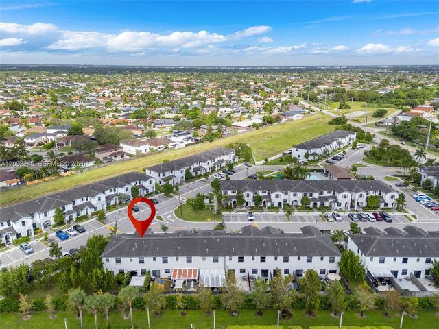 14782 SW 181st Ter, Miami, FL 33187