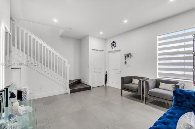 14782 SW 181st Ter, Miami, FL 33187