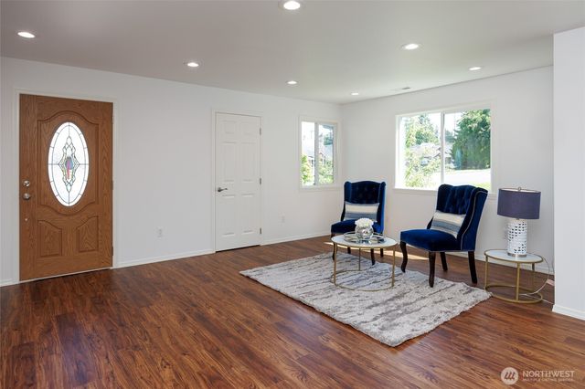 1708 Walnut Street, Everett, WA 98201