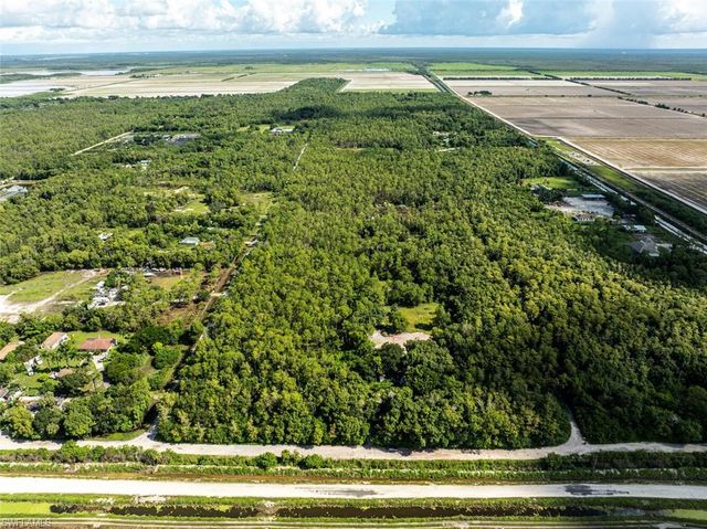 001 SUNNYGROVE AVE, Naples, FL 34114