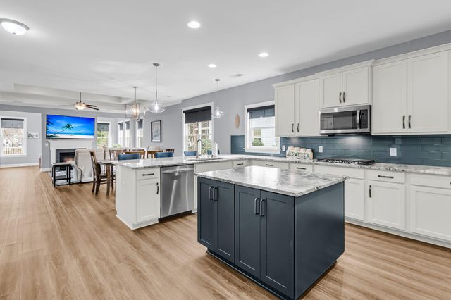 130 Berkshire Drive, Wando, SC 29492