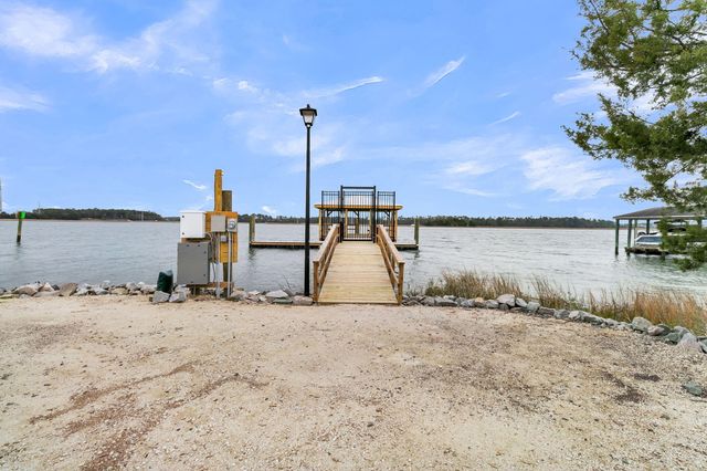 130 Berkshire Drive, Wando, SC 29492