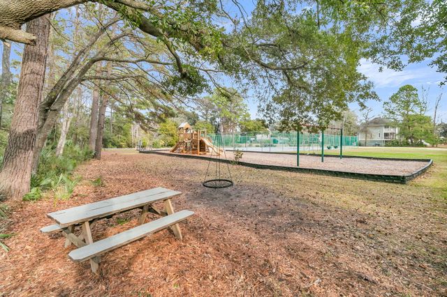 130 Berkshire Drive, Wando, SC 29492