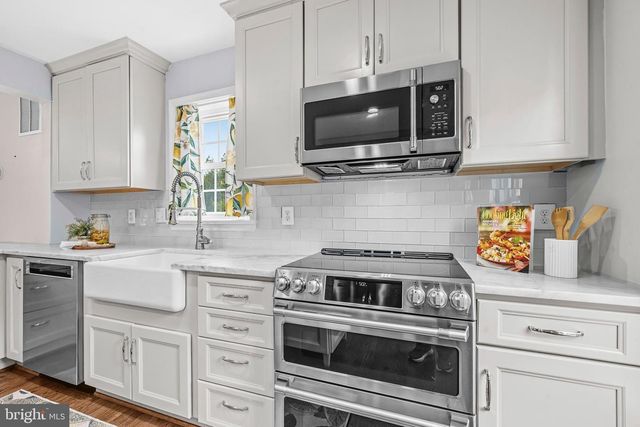 20 S MONTANA ST, Arlington, VA 22204