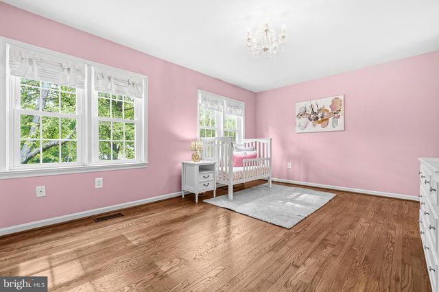 20 S MONTANA ST, Arlington, VA 22204