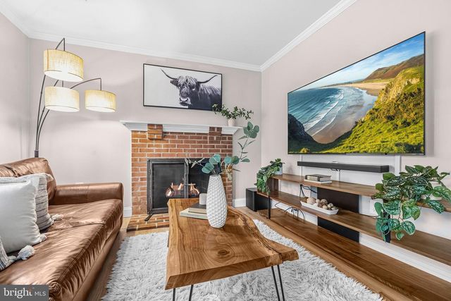 20 S MONTANA ST, Arlington, VA 22204