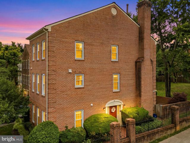 20 S MONTANA ST, Arlington, VA 22204