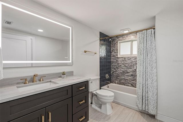 105 LELAND STREET SE, Port Charlotte, FL 33952