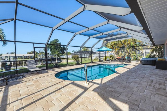 105 LELAND STREET SE, Port Charlotte, FL 33952