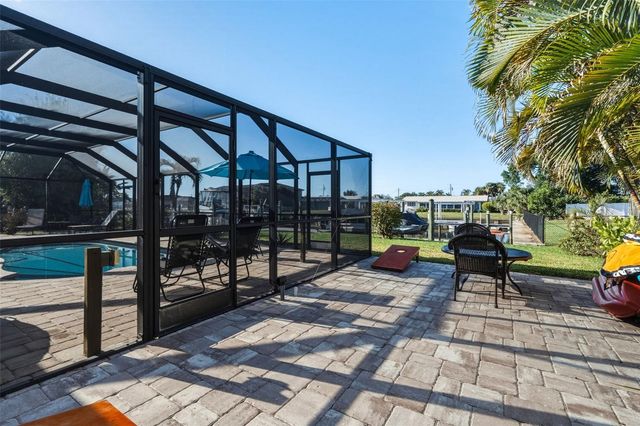 105 LELAND STREET SE, Port Charlotte, FL 33952