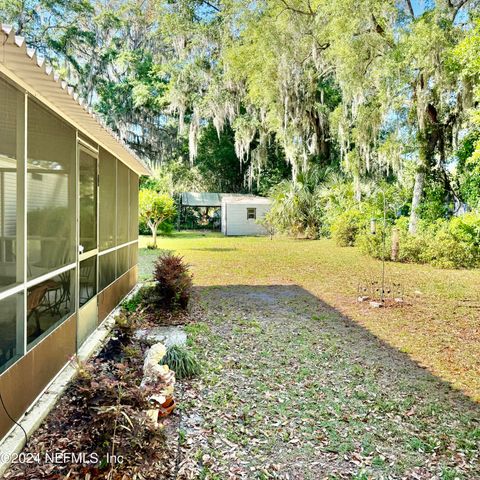 105 GEORGE Avenue, Interlachen, FL 32148