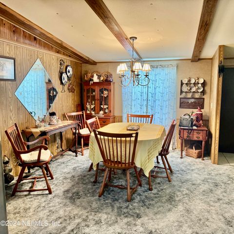 105 GEORGE Avenue, Interlachen, FL 32148