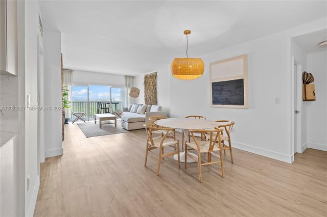 300 Bayview Dr 1504, Sunny Isles Beach, FL 33160