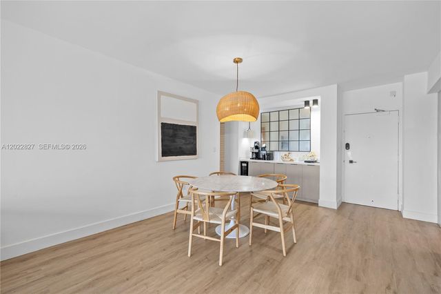 300 Bayview Dr 1504, Sunny Isles Beach, FL 33160