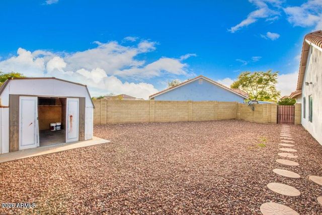 6585 N 77th Drive, Glendale, AZ 85303
