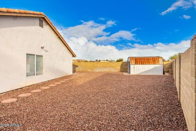 6585 N 77th Drive, Glendale, AZ 85303