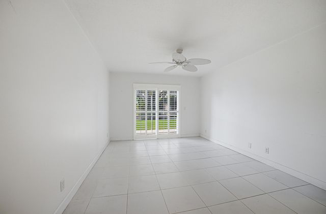 130 Doolen Court 108, North Palm Beach, FL 33408