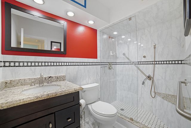 130 Doolen Court 108, North Palm Beach, FL 33408