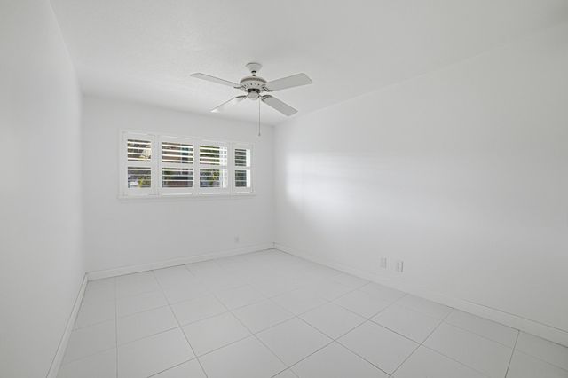 130 Doolen Court 108, North Palm Beach, FL 33408
