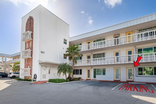 130 Doolen Court 108, North Palm Beach, FL 33408