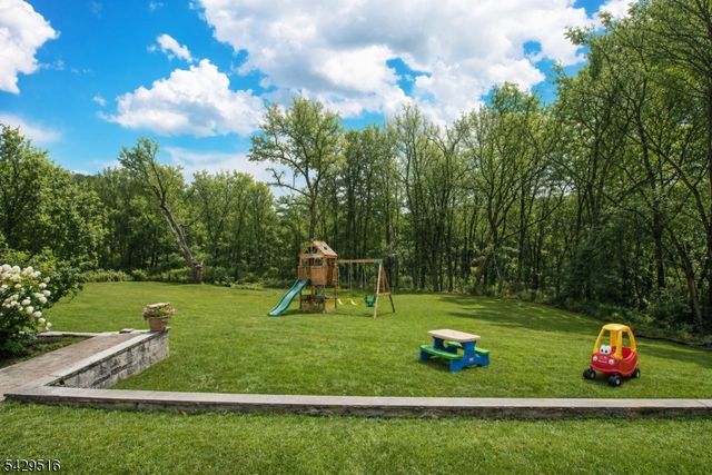 107 Clove Rd 3, Wantage Twp., NJ 07461