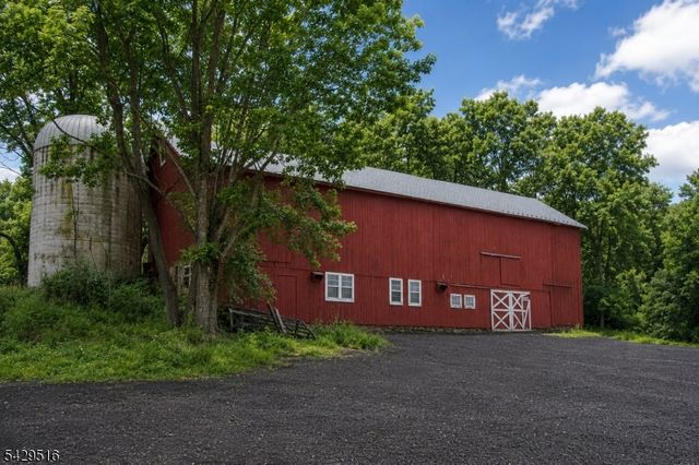 107 Clove Rd 3, Wantage Twp., NJ 07461