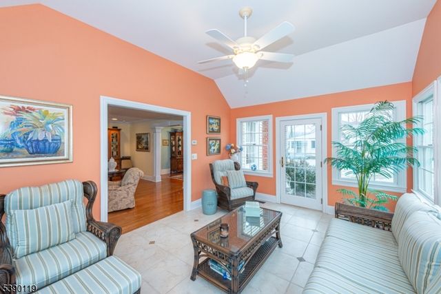 107 Clove Rd 3, Wantage Twp., NJ 07461
