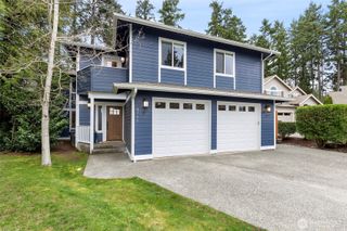 8757 NE Rosario Place, Bainbridge Island, WA 98110