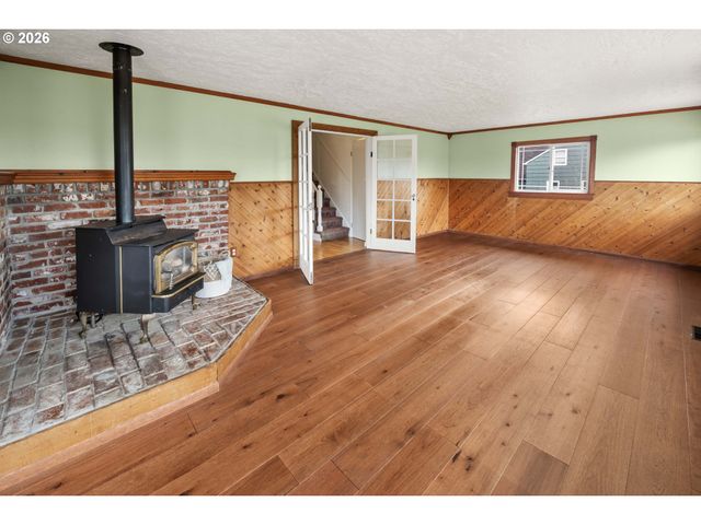 886 FLORENCE Ave, Astoria, OR 97103