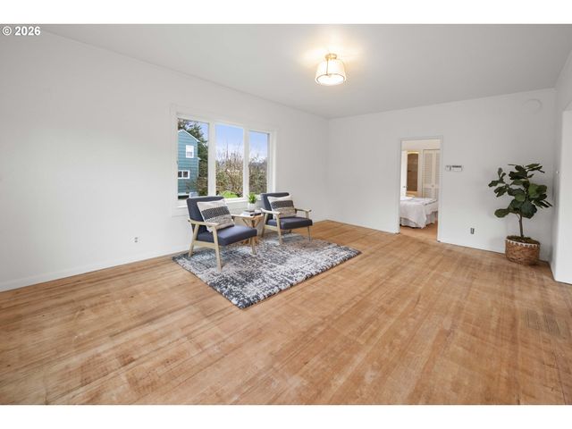 886 FLORENCE Ave, Astoria, OR 97103