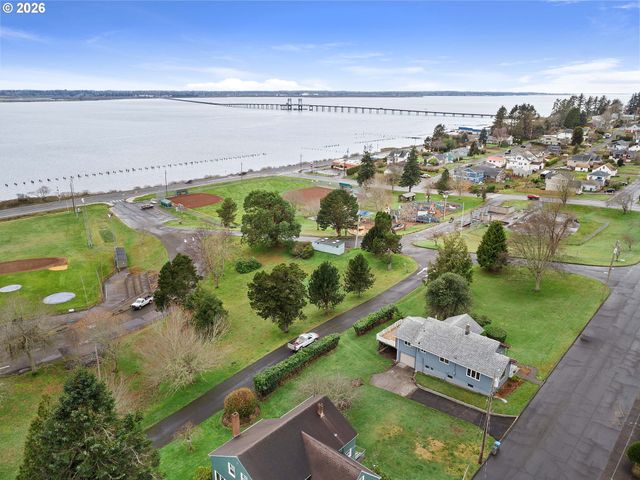 886 FLORENCE Ave, Astoria, OR 97103