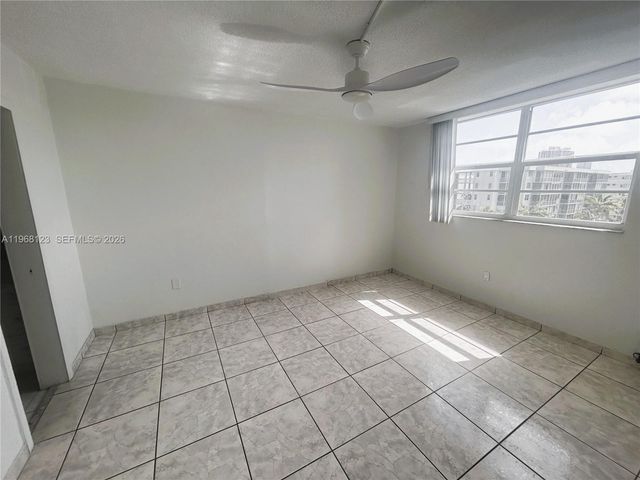 2851 Leonard Drive J502, Aventura, FL 33160