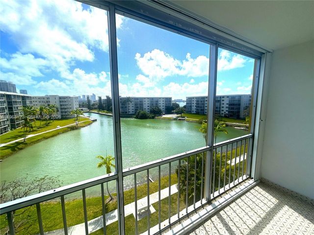 2851 Leonard Drive J502, Aventura, FL 33160