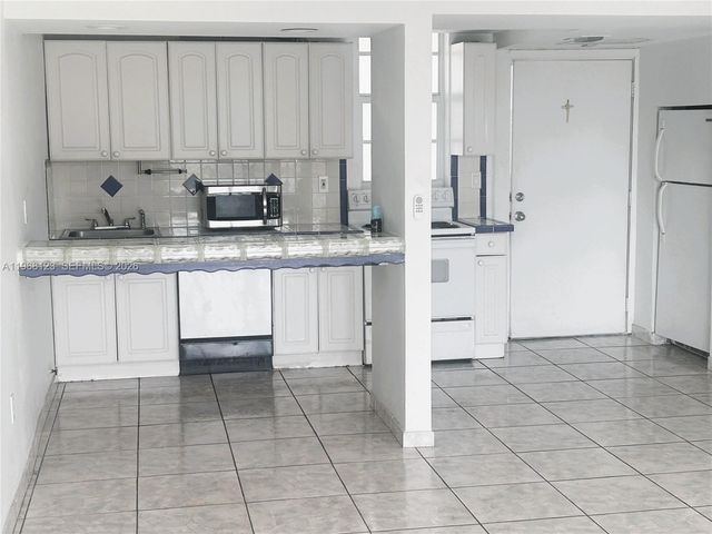 2851 Leonard Drive J502, Aventura, FL 33160