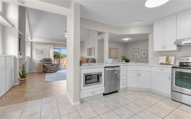 3289 Fayette DR, Virginia Beach, VA 23456