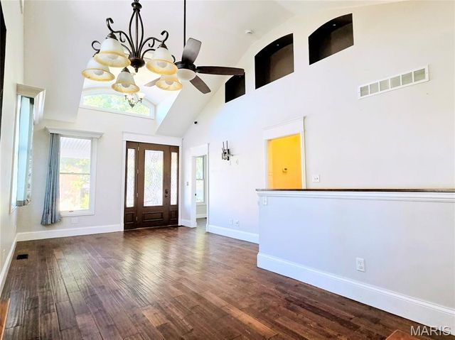 184 S Pence Street, East Alton, IL 62024