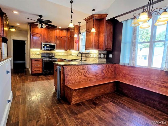 184 S Pence Street, East Alton, IL 62024