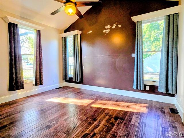 184 S Pence Street, East Alton, IL 62024